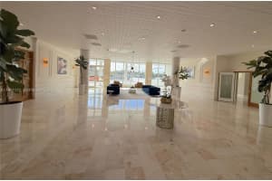 5750 Collins Ave APT 6G, Miami Beach, FL 33140, - MLS#A11977177