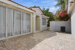 1755 Seagrape Way Hollywood, FL 33019 - MLS#A11977222