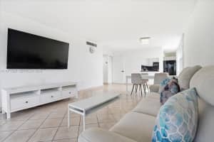 9410 Tangerine Pl 407 Davie, FL 33324 - MLS#A11977225