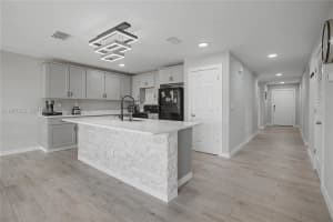 3701 Ne 14th Ave Cape Coral, FL 33909 - MLS#A11977226