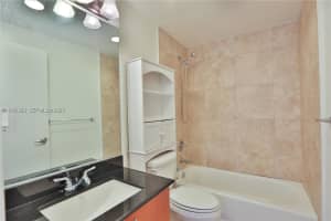 7501 E Treasure Dr 4k North Bay Village, FL 33141 - MLS#A11977245