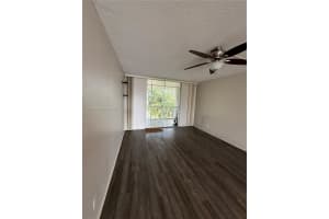 777 Se 2nd Avenue 307, Deerfield Beach