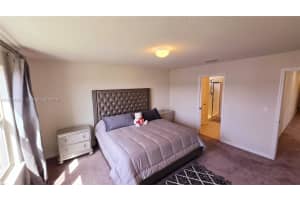 2647 E Lake Point Dr Kissimmee, FL 34744 - MLS#A11977254