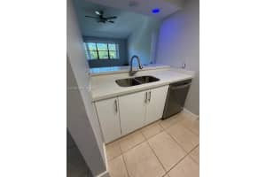 550 S Park Rd 32-8 Hollywood, FL 33021 - MLS#A11977255