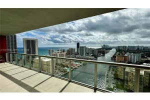 2600 E Hallandale Beach Blvd T3205 Hallandale Beach, FL 33009 - MLS#A11977295