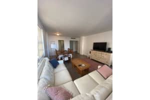 100 Lincoln Rd Miami Beach, FL 33139 - MLS#A11977314