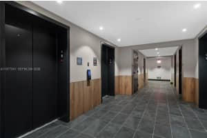 121 NE 5th St #1500, Miami, FL 33132, - MLS#A11977341