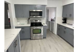 230 Ne 2nd Pl Dania Beach, FL 33004 - MLS#A11977343