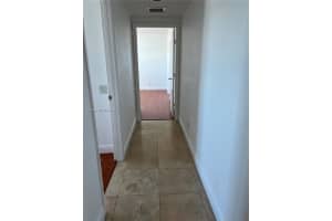 14951 Royal Oaks Ln 1901 North Miami, FL 33181 - MLS#A11977351