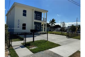 526 Nw 6th A Hallandale Beach, FL 33009 - MLS#A11977357