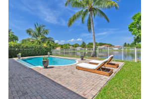 4400 Fox Ridge Dr Weston, FL 33331 - MLS#A11977363