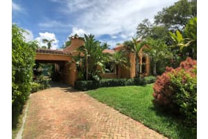 725 Navarre Ave #725, Coral Gables, FL 33134, - MLS#A11977370