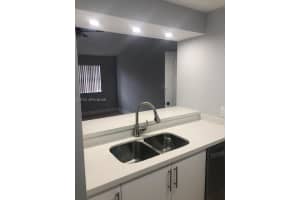 550 S Park Rd 32-8 Hollywood, FL 33021 - MLS#A11977372