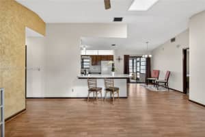 281 Ne Greenbrier Ave Port Saint Lucie, FL 34983 - MLS#A11977413