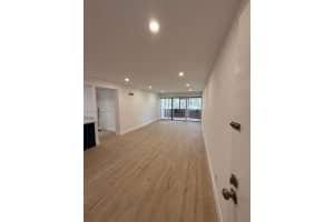 5911 Washington St 103 Hollywood, FL 33023 - MLS#A11977430