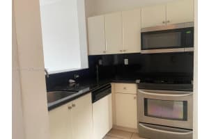 17630 NW 73rd Ave Apt 102-4, Hialeah, FL 33015, - MLS#A11977441