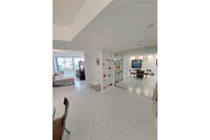 1000 W Island Blvd 508 Aventura, FL 33160 - MLS#A11977454