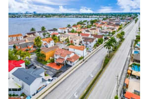 12696 Nw 10th Ln Miami, FL 33182 - MLS#A11977496