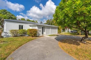 648 South Dr Miami Springs, FL 33166 - MLS#A11977501