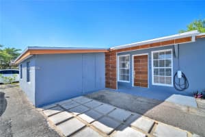 7151 Taft St Hollywood, FL 33024 - MLS#A11977513