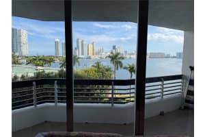 3600 Mystic Pointe Dr 615 Aventura, FL 33180 - MLS#A11977527