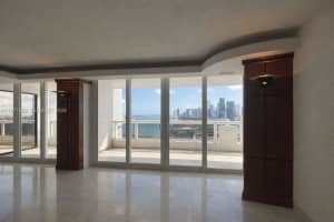 1717 Bayshore Dr , Miami, FL 33132 - MLS#A11977568