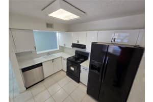 12555 Nw 11th Way 103 Miami, FL 33182 - MLS#A11977587