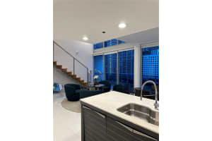 200 S Biscayne Boulevard Way 703 Miami, FL 33131 - MLS#A11977605