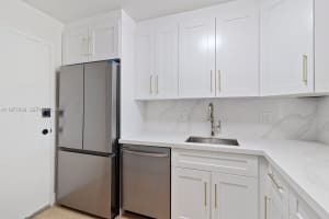 6902 N Kendall Dr E403 Pinecrest, FL 33156 - MLS#A11977608