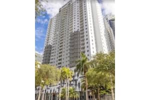 185 Se 14th Ter 812 Miami, FL 33131 - MLS#A11977612