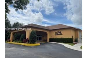 800 Sw 142nd Ave 401n Pembroke Pines, FL 33027 - MLS#A11977679