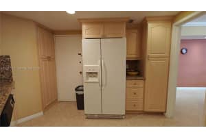 825 Brickell Bay Dr 841 Miami, FL 33131 - MLS#A11977707