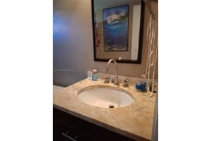 960 Sw 13th Ct Miami, FL 33135 - MLS#A11977731