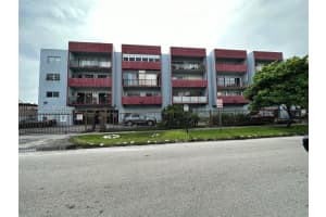 6070 W 19th Ave 309, Hialeah