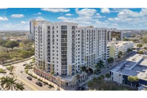 MLS# A11977754, Hollywood, Florida 33020