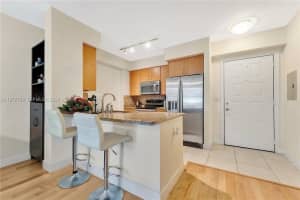 MLS# A11977754, Hollywood, Florida 33020