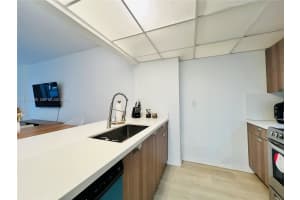 540 Brickell Key Dr 202 Miami, FL 33131 - MLS#A11977789