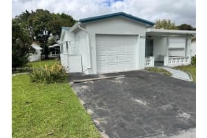 4933 Nw 42nd St Lauderdale Lakes, FL 33319 - MLS#A11977793