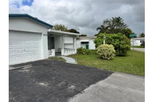 4933 Nw 42nd St Lauderdale Lakes, FL 33319 - MLS#A11977793