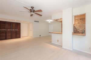 17021 N Bay Rd APT 102, Sunny Isles Beach, FL 33160, - MLS#A11977811