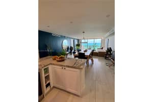 6039 Collins Ave 615 617, Miami Beach, FL 33140, - MLS#A11977815