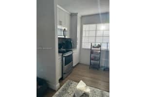 1325 W 4 Lane Hialeah, FL 33010 - MLS#A11977824