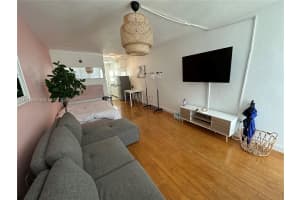 300 74th St , Miami Beach, FL 33141 - MLS#A11977829