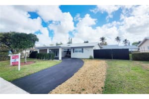 8116 Nw 72nd Ave, Tamarac