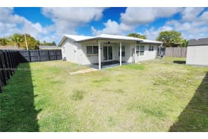 8116 NW 72nd Ave, Tamarac, FL 33321, - MLS#A11977843