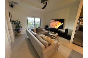 8045 Nw 104th Ave 36 Doral, FL 33178 - MLS#A11977855