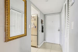 6190 Woodlands Blvd 213 Tamarac, FL 33319 - MLS#A11977868