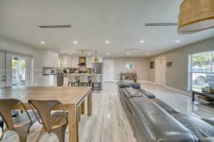 9104 Sw 180th St Palmetto Bay, FL 33157 - MLS#A11977876