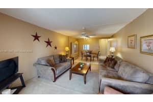 619 NE 14th Ave APT 303, Hallandale Beach, FL 33009, - MLS#A11977887