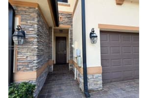 12350 S Village Cir Davie, FL 33325 - MLS#A11977889